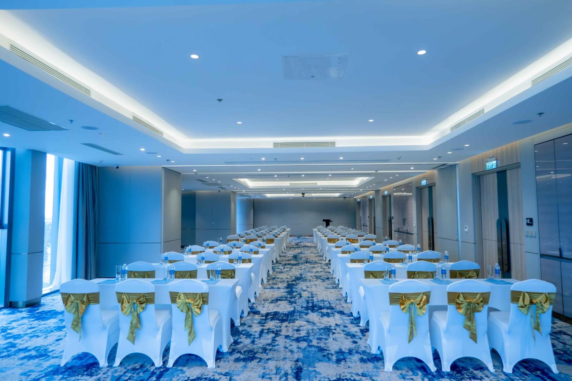 A La Carte Ha Long Bay Managed By Anstay Esterno foto